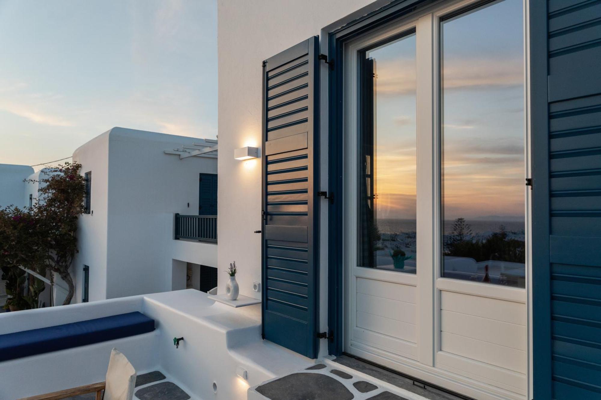 Callisti With Pool View And Calypso Upper Floor With Sea View *