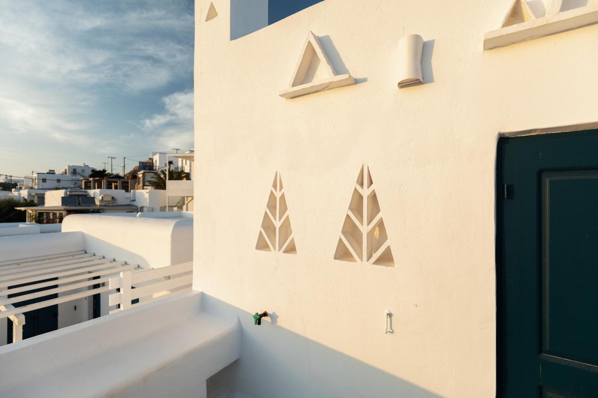 Callisti With Pool View And Calypso Upper Floor With Sea View * Mykonos Town