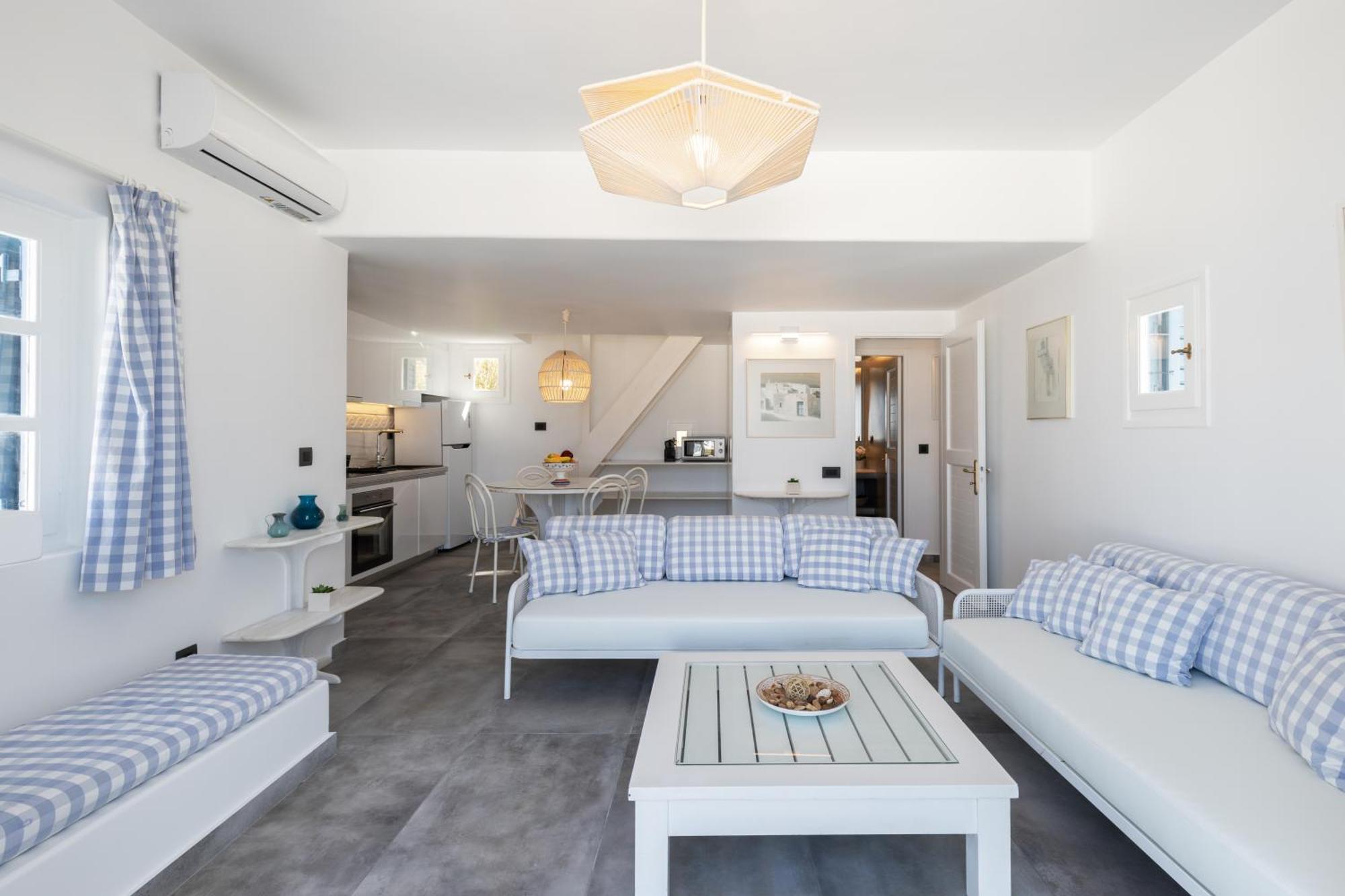 Callisti With Pool View And Calypso Upper Floor With Sea View Апартаменты *